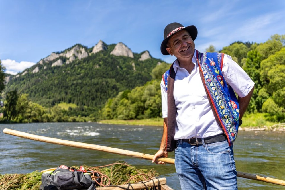Krakow: Traditional Dunajec Rafting and Mountain Chairlift | ®ExcursionMania