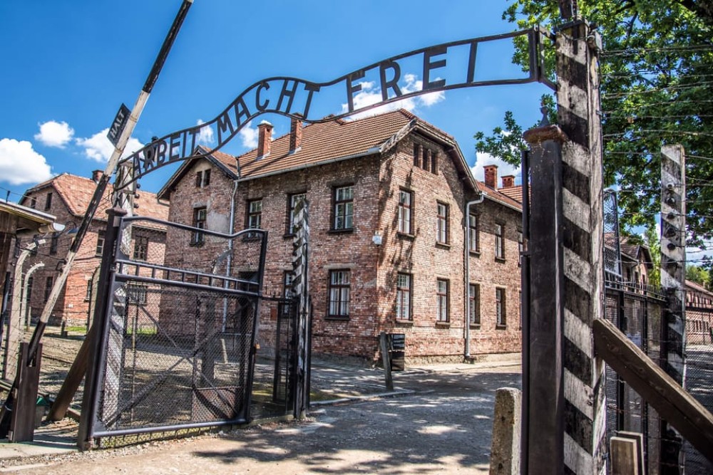 Krakow: Auschwitz-Birkenau Guided Tour with Hotel Transfer | ®ExcursionMania