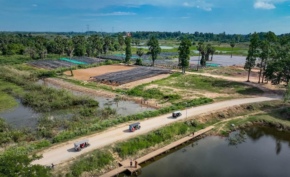 Phnom Penh to Silk Island By Tuk-Tuk with local Expert | ®ExcursionMania