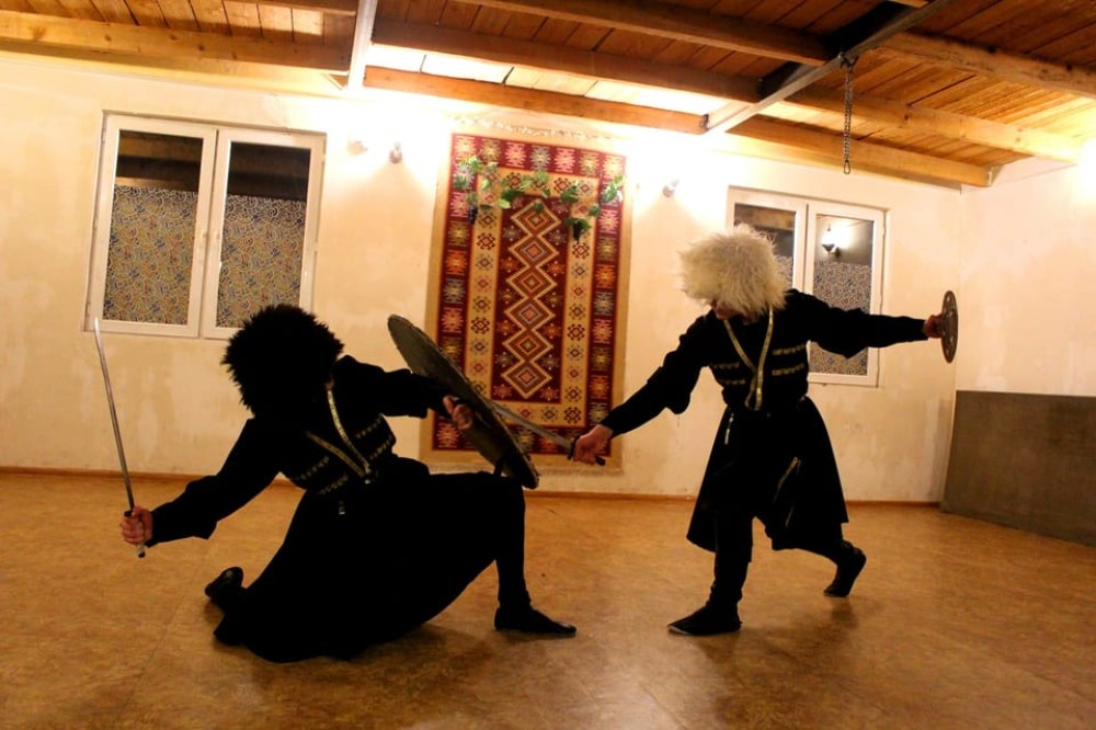 Tbilisi: Georgian Traditional Folklore Show in the city | ®ExcursionMania