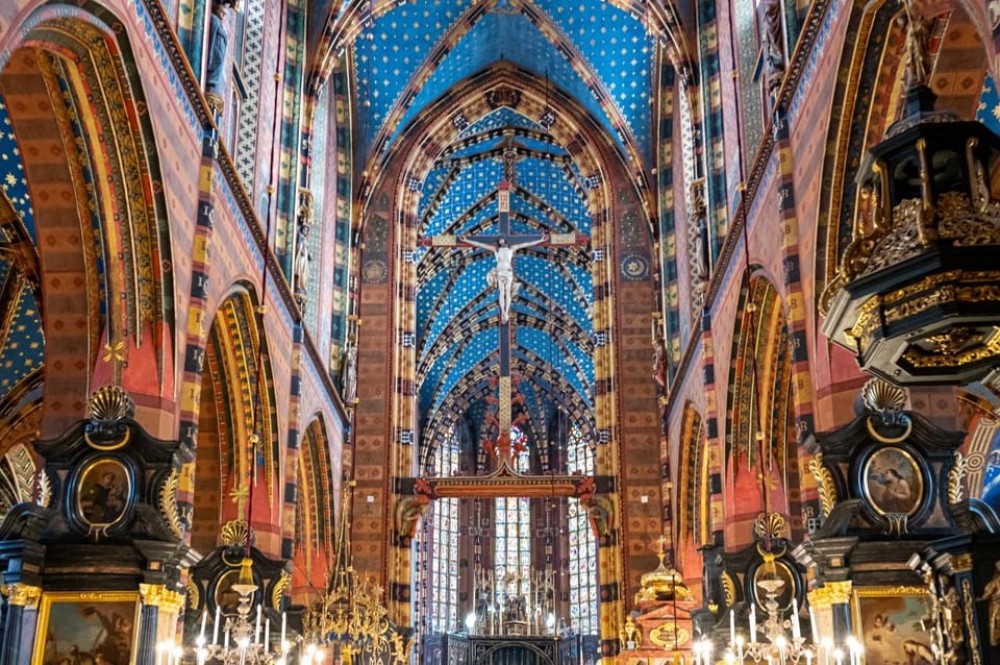 Krakow St Marys Church and Rynek Underground Museum Tour | ®ExcursionMania
