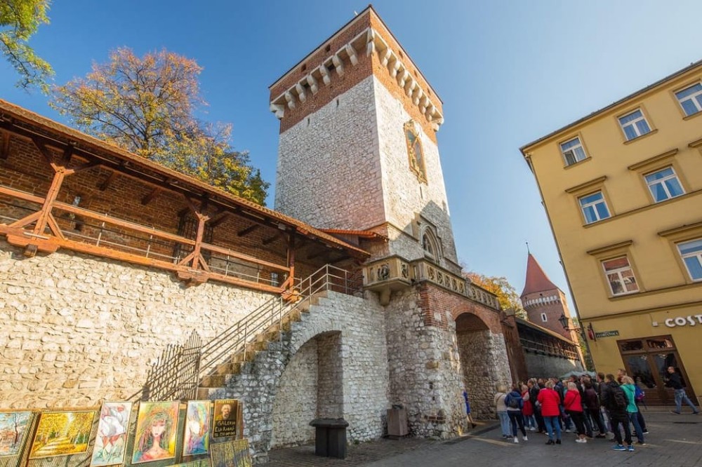 Krakow St Marys Church and Rynek Underground Museum Tour | ®ExcursionMania