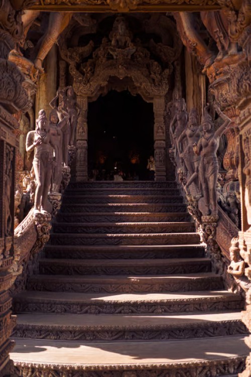 Bangkok: Sanctuary of Truth Tour | ®ExcursionMania