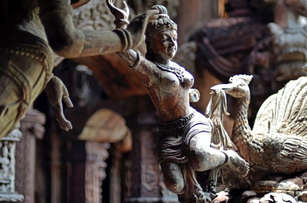 Bangkok: Sanctuary of Truth Tour | ®ExcursionMania