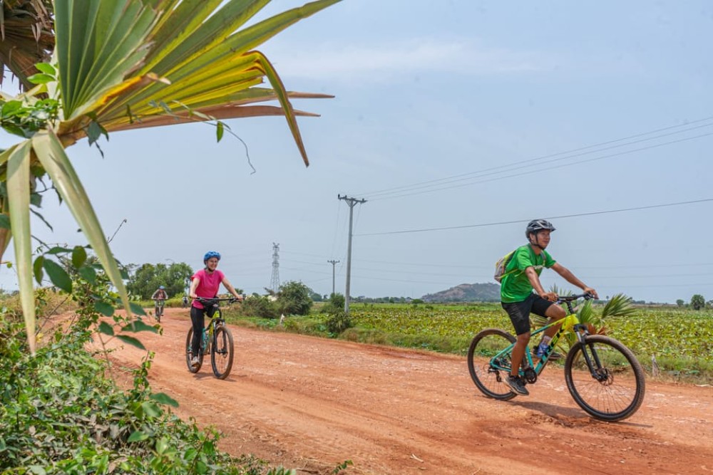 Siem Reap: Countryside Sunset Bike Ride | ®ExcursionMania