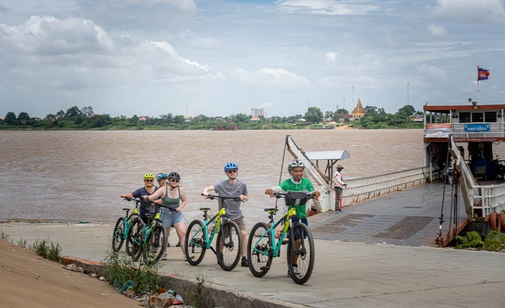 Phnom Penh: Silk Islands Half-Day Bike Tour | ®ExcursionMania