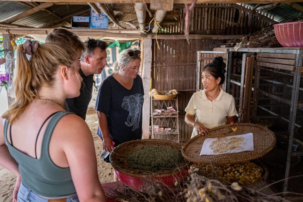 Phnom Penh: Silk Islands Half-Day Bike Tour | ®ExcursionMania