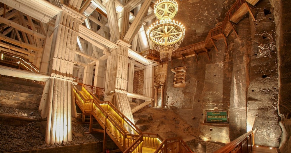 Krakow: Schindlers Factory, Jewish Ghetto, & Salt Mine Tour | ®ExcursionMania
