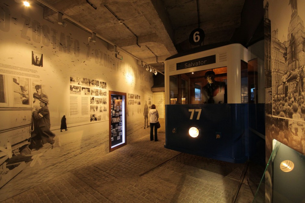 Krakow: Schindlers Factory, Jewish Ghetto, & Salt Mine Tour | ®ExcursionMania