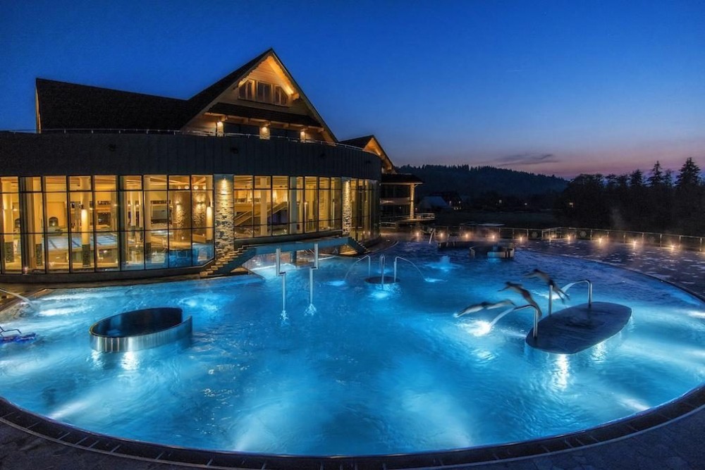Zakopane: Chocholow Thermal Pools Entry with Hotel Transfer | ®ExcursionMania