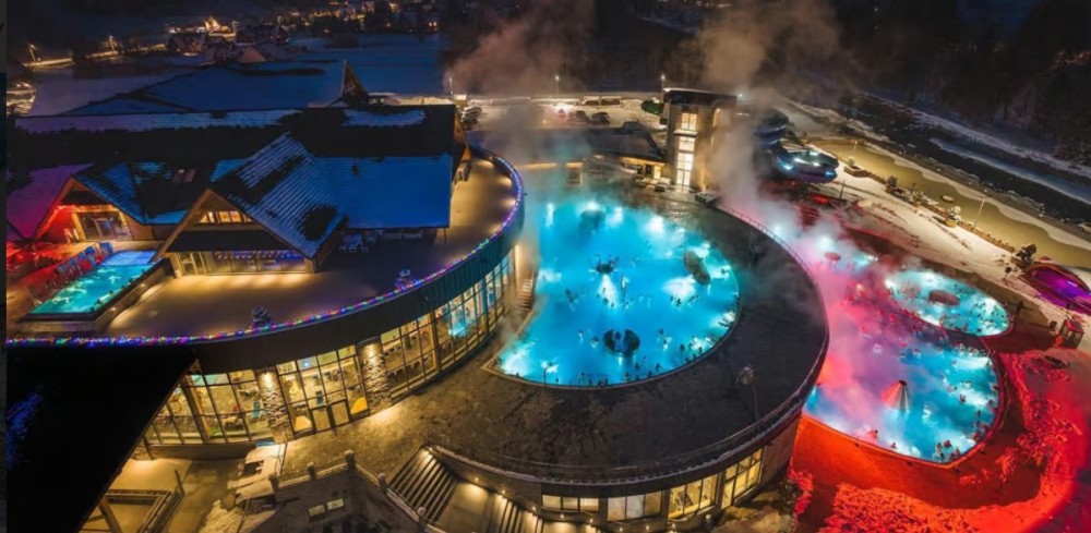 Zakopane: Chocholow Thermal Pools Entry with Hotel Transfer | ®ExcursionMania