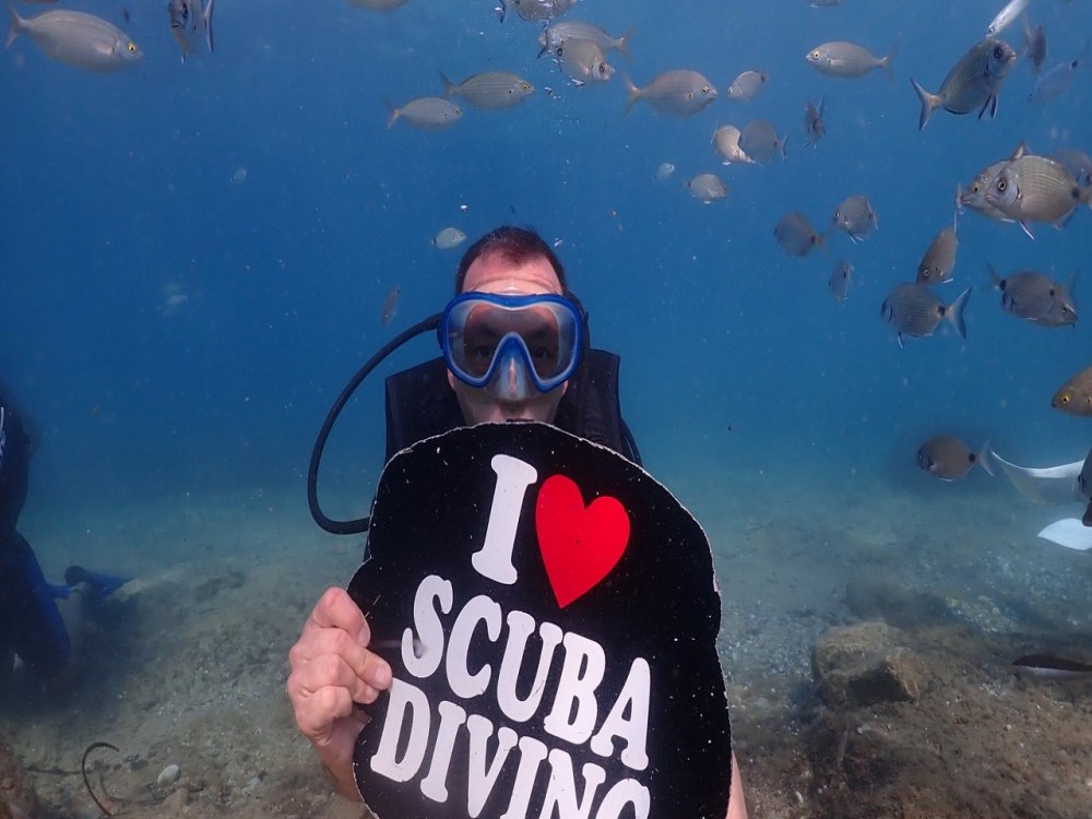 Kusadasi Diving Experience & Hotel Transfer w/ Lunch | ®ExcursionMania