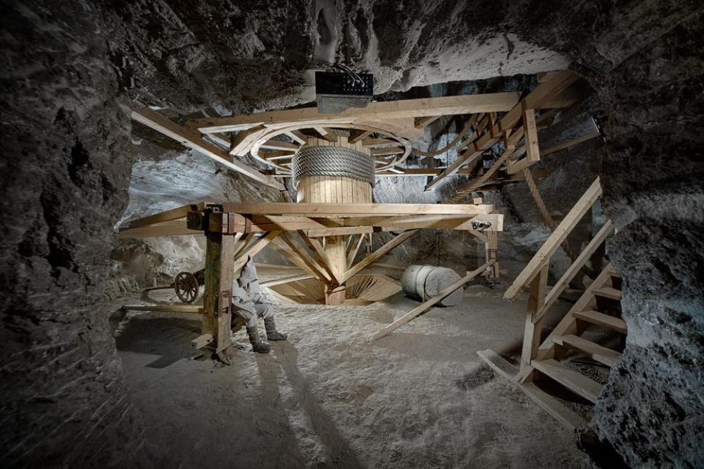 Krakow: UNESCO Underground Boat Expedition & Salt Mine Tour | ®ExcursionMania