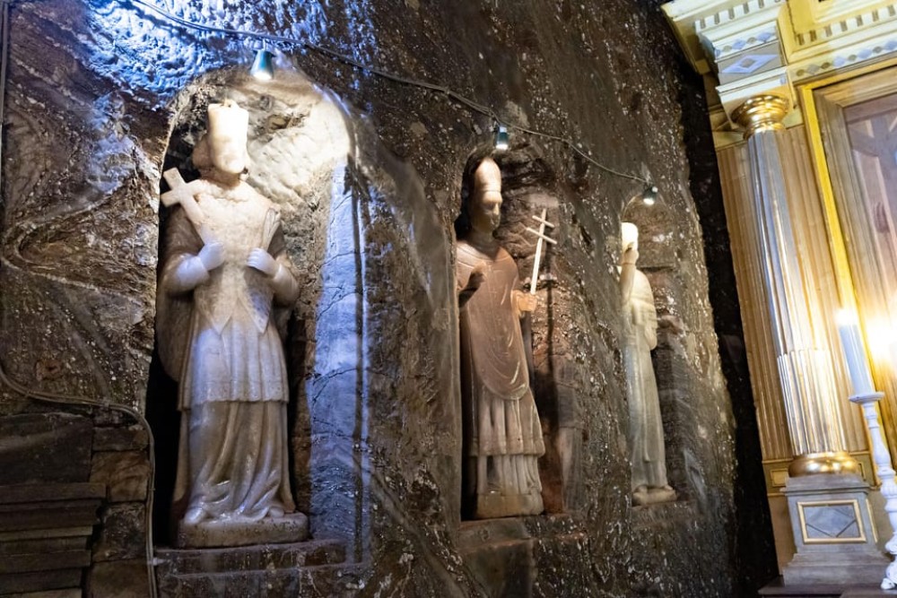 Krakow: UNESCO Underground Boat Expedition & Salt Mine Tour | ®ExcursionMania