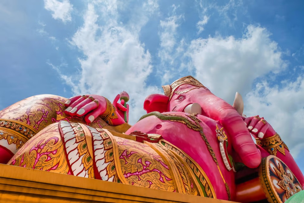Bangkok: Lord Ganesha Temple Tour | ®ExcursionMania