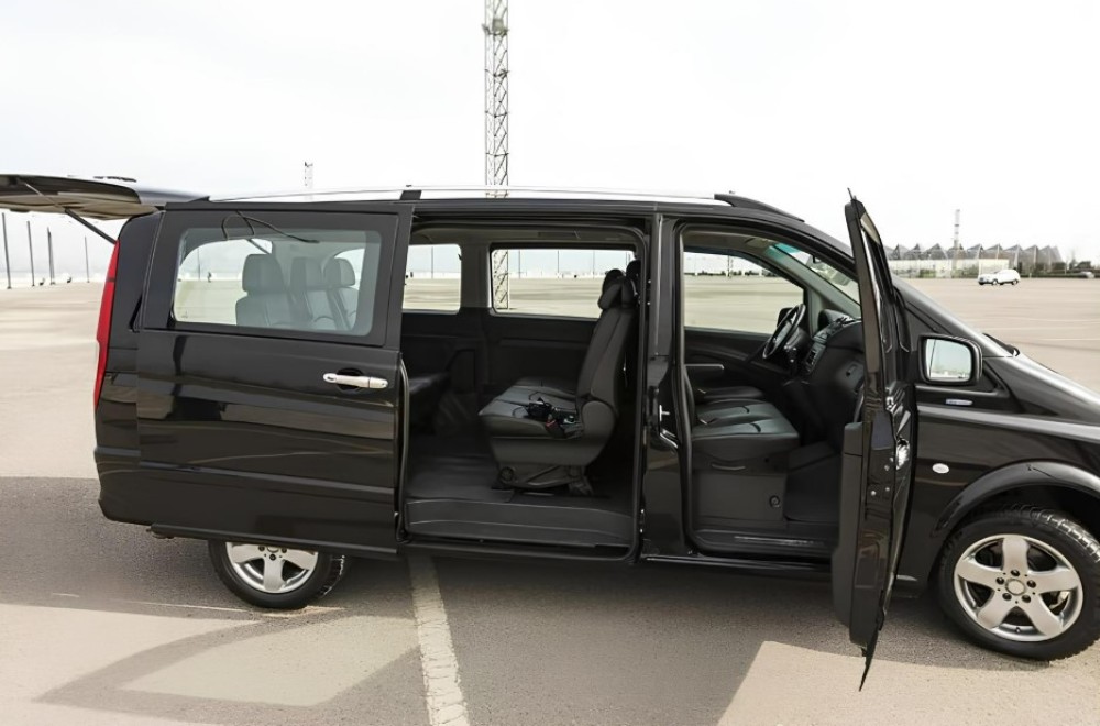 Arrival Casablanca Airport International to Big Cities | ®ExcursionMania