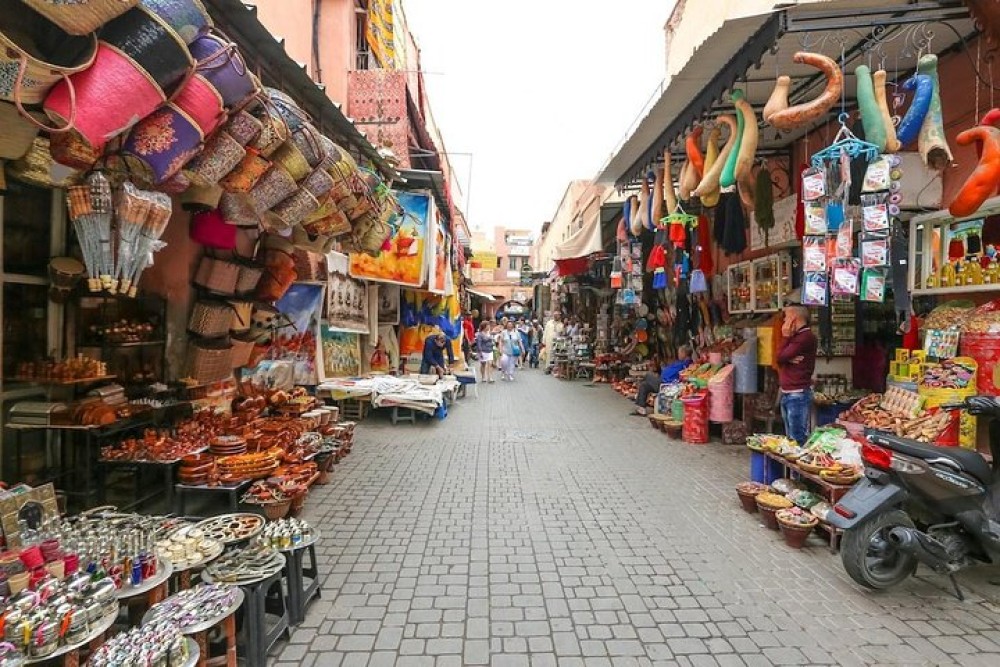 Marrakech guided Shopping Tour | ®ExcursionMania