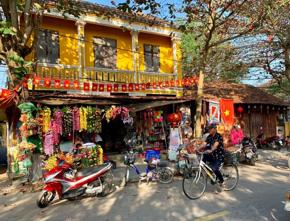 Shuttle bus Da Nang- Hoi An 730 AM/ 1230 PM/ 430 PM | ®ExcursionMania