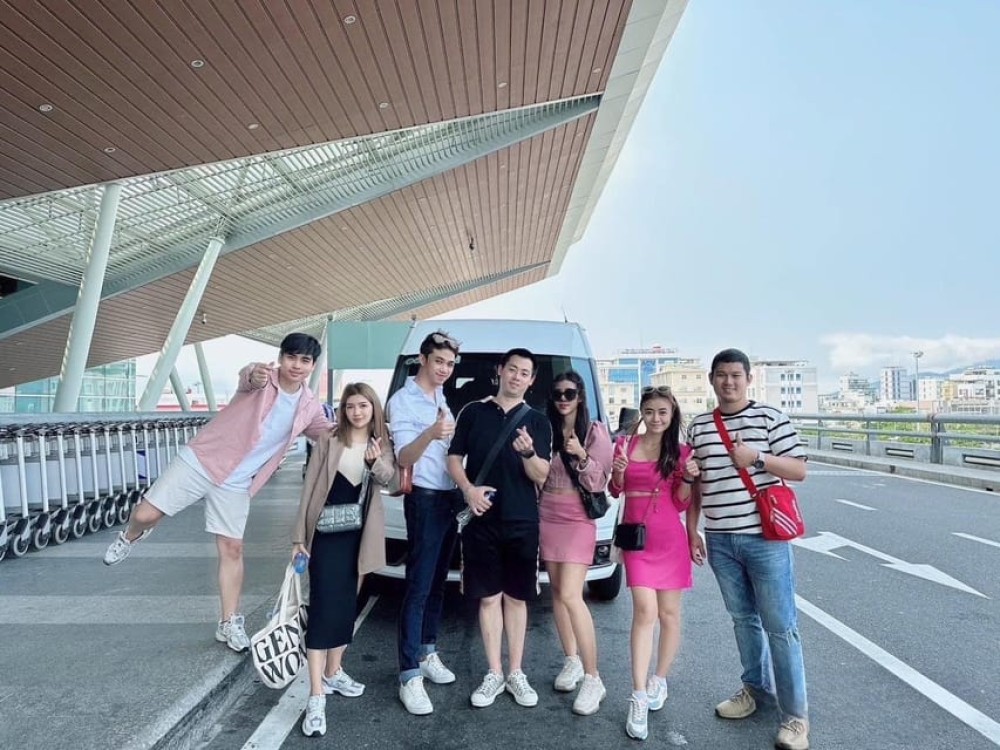 Transfer Da Nang- Hue city by limousine | ®ExcursionMania