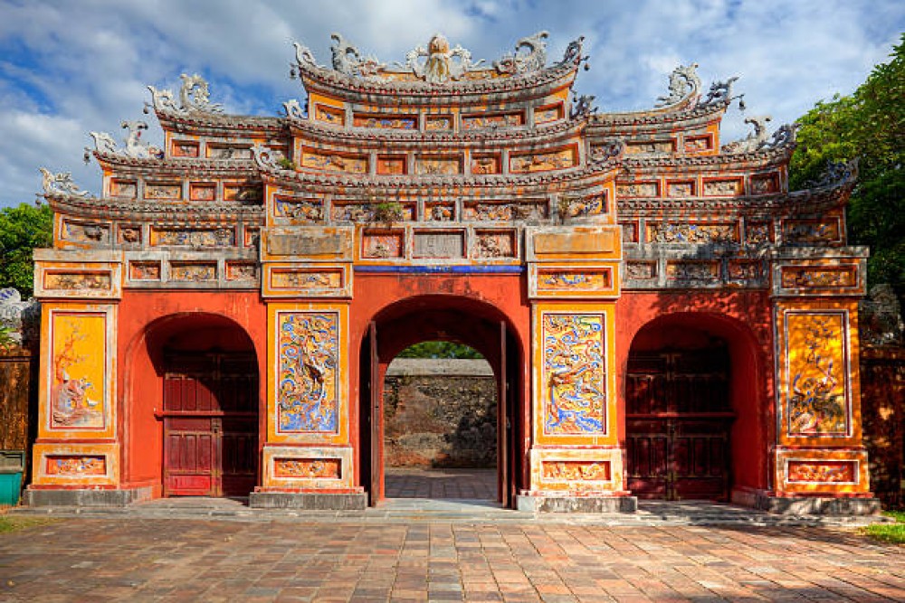Hue City Private Car Charter 3-5 attractions | ®ExcursionMania
