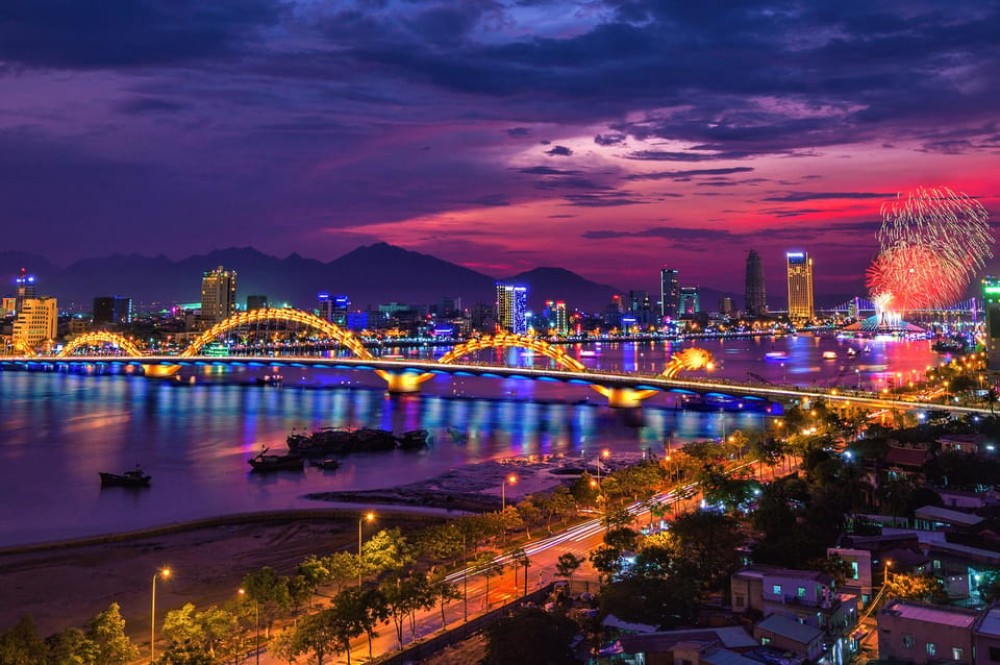 Shuttle bus Hoi An - Da Nang 430pm 730pm 830pm 930pm | ®ExcursionMania