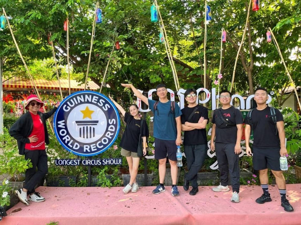 Siem Reap: The Cambodian Circus Show with Pick up & Drop off | ®ExcursionMania