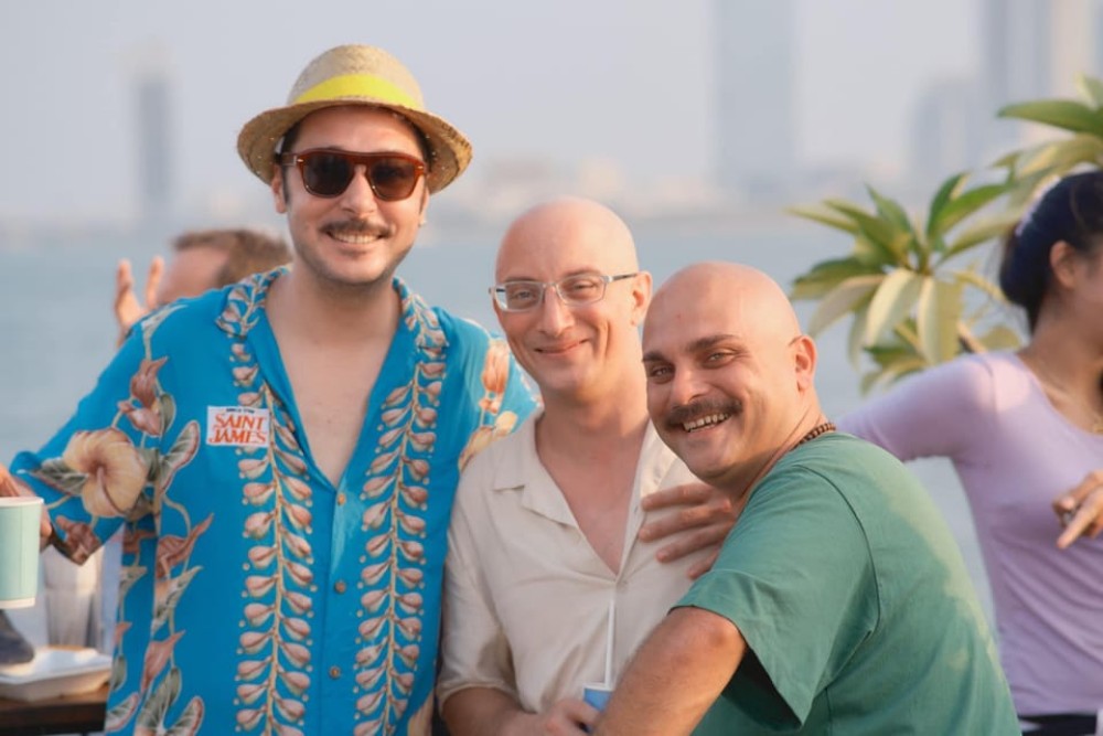 Phnom Penh: Sunset Cruise tour Enjoy and Relaxing | ®ExcursionMania