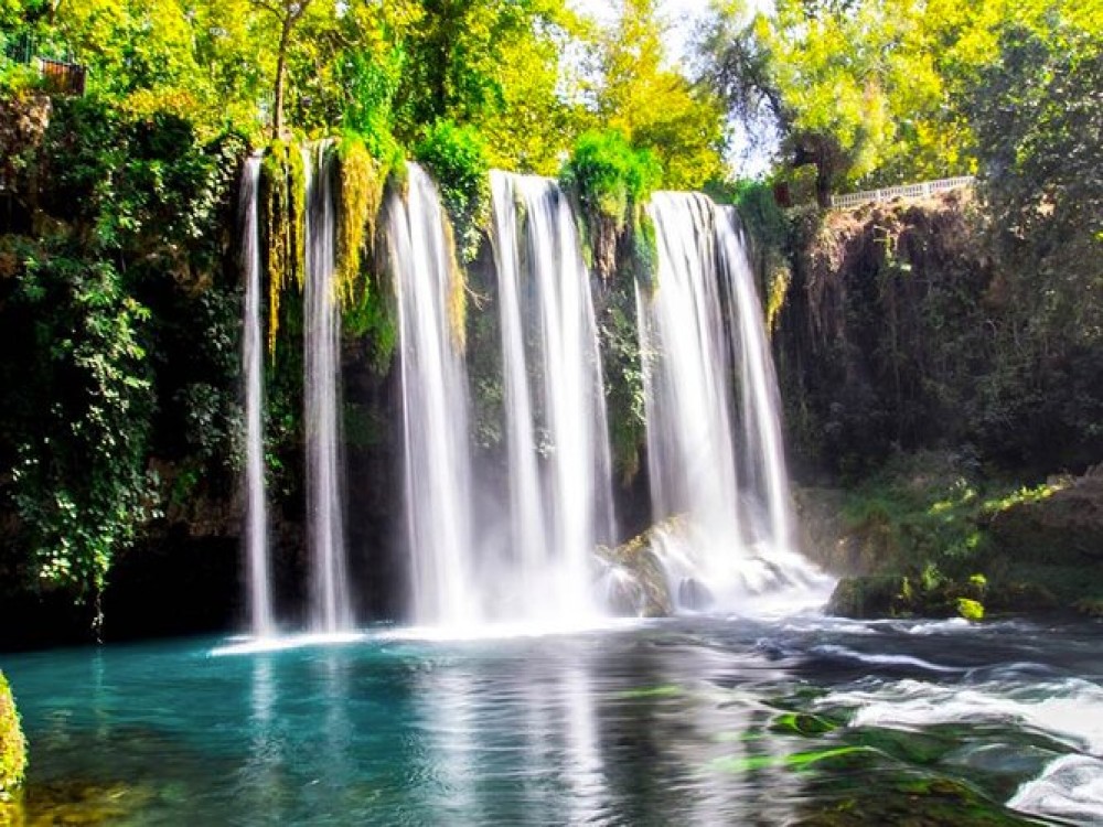 Antalya: Guided Old Town Tour with Boat Trip, Cable Car and Lunch | ®ExcursionMania