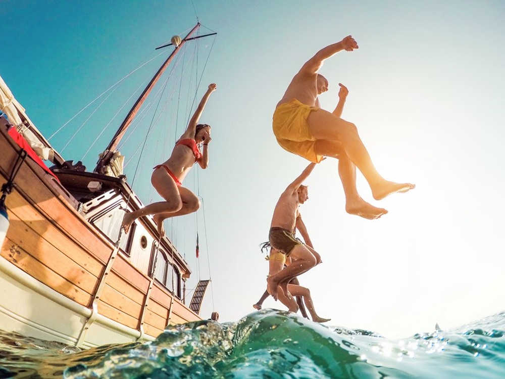 Marmaris Booze Cruise: The Best Party on the Water | ®ExcursionMania