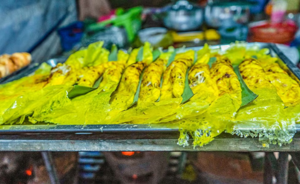 Phnom Penh Morning Foodie & Market Tour by Tuk Tuk | ®ExcursionMania