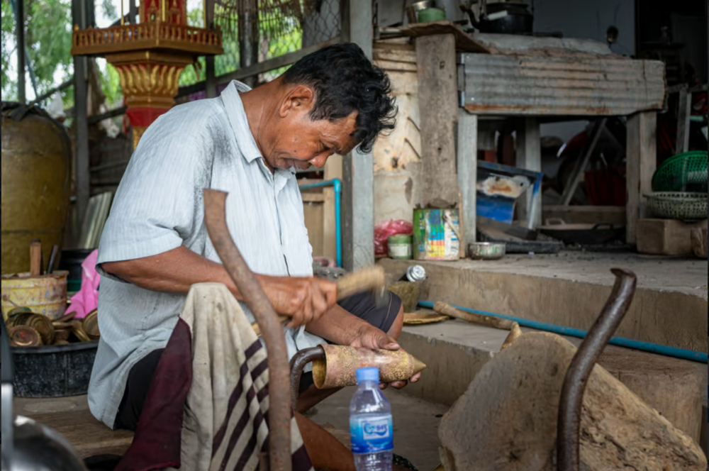 Phnom Penh: Phnom Oudong & Koh Chen Village - Lunch include | ®ExcursionMania