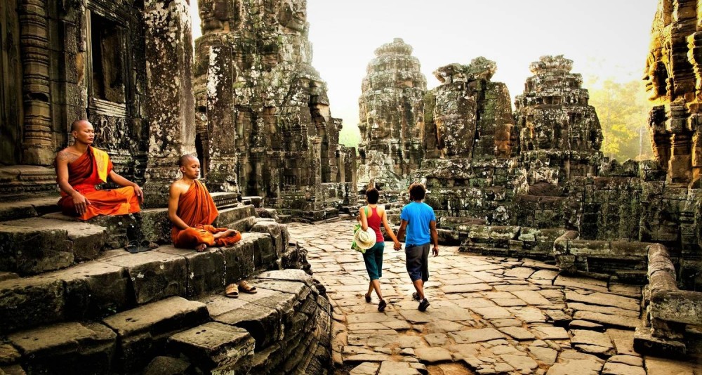 Siem Reap Cambodian Buddhist Water Blessing and Local Market | ®ExcursionMania