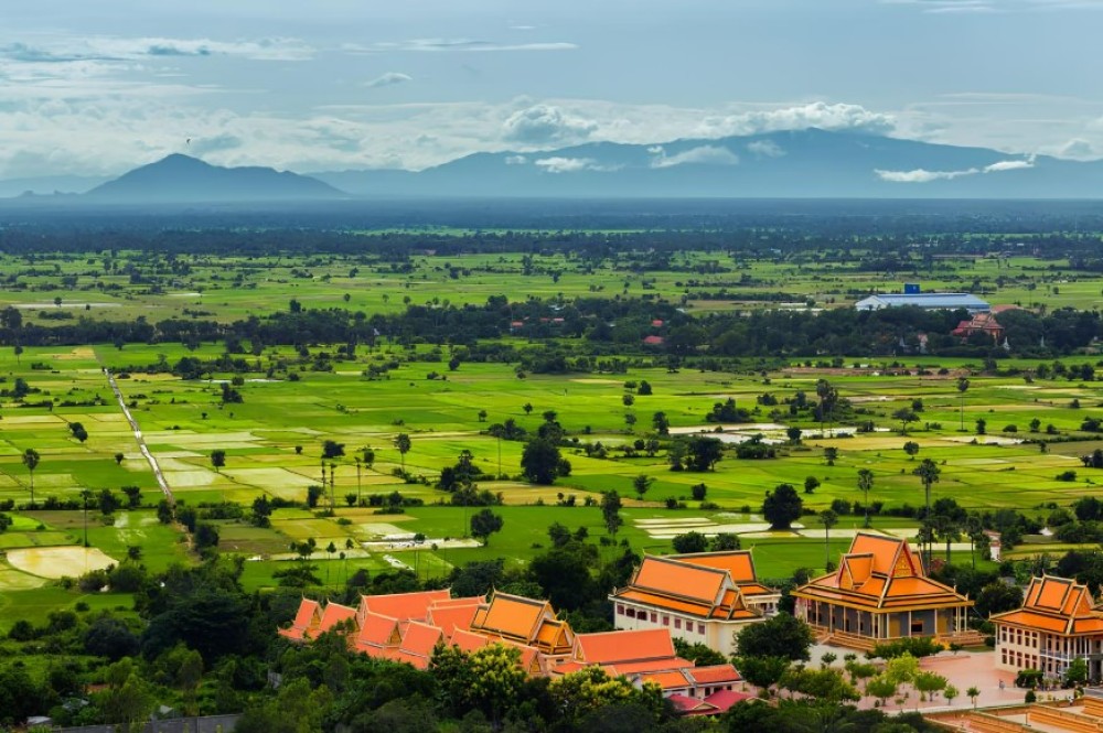 Phnom Penh: Phnom Oudong & Koh Chen Village - Lunch include | ®ExcursionMania