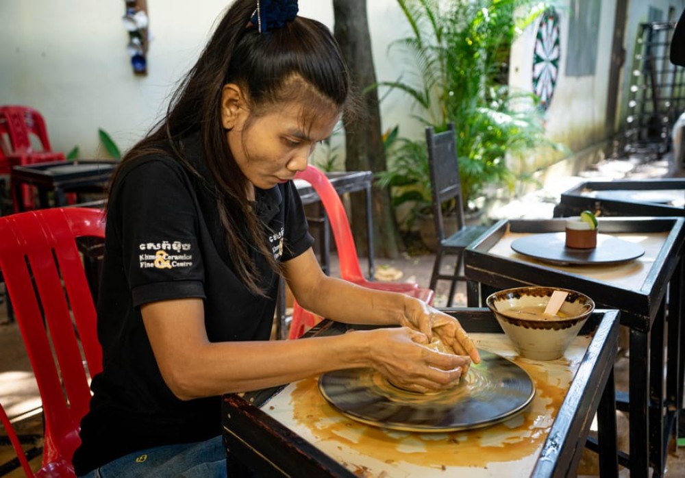 Siem Reap: Morning City Bike Tour with Local Expert | ®ExcursionMania