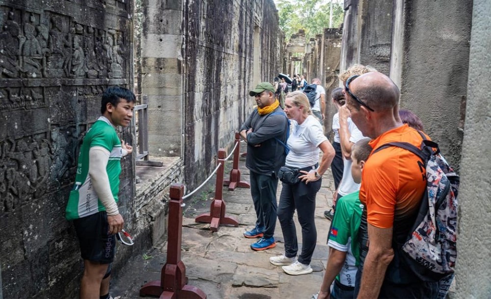 Cycle the Angkor Backroads inclusive Lunch at Local house | ®ExcursionMania