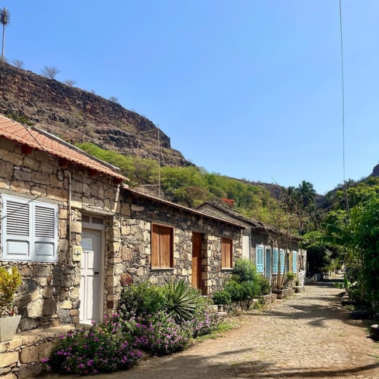 4h Guided City Tour Praia & Cidade Velha | ®ExcursionMania