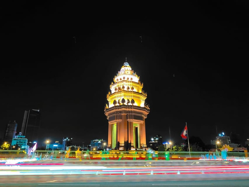 Phnom Penh: City Tour by Tuk Tuk | ®ExcursionMania