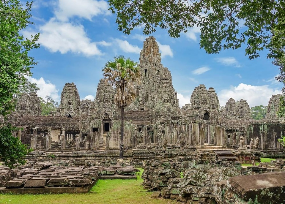 Phnom Penh: Private Taxi Transfer to Siem Reap | ®ExcursionMania