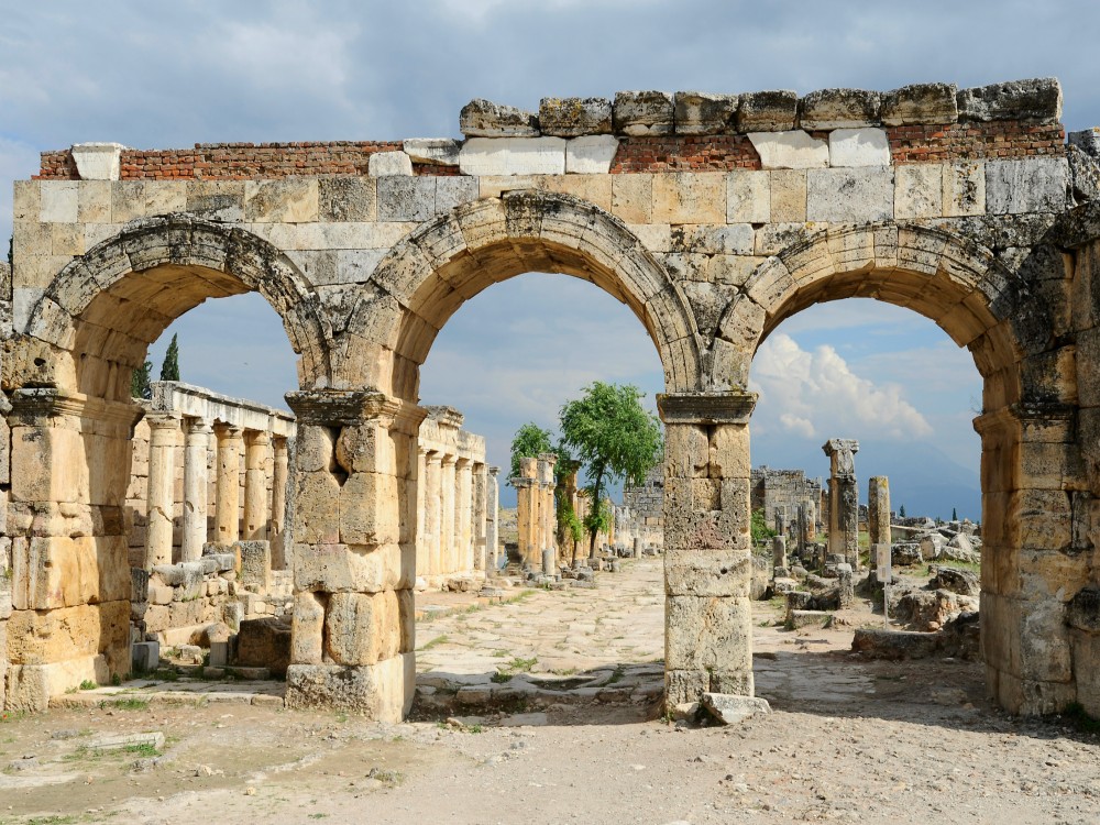 From Fethiye: Full-Day Pamukkale & Hierapolis Tour | ®ExcursionMania