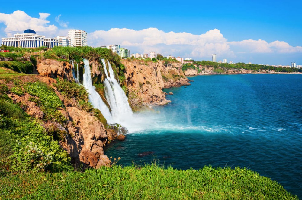 Antalya: Relax Boat Trip with Lunch to the Duden Waterfall | ®ExcursionMania