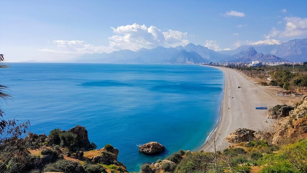 Antalya: Relax Boat Trip with Lunch to the Duden Waterfall | ®ExcursionMania