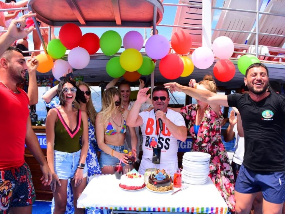 Marmaris Big Boss Diamond Pirate Boat Trip | ®ExcursionMania