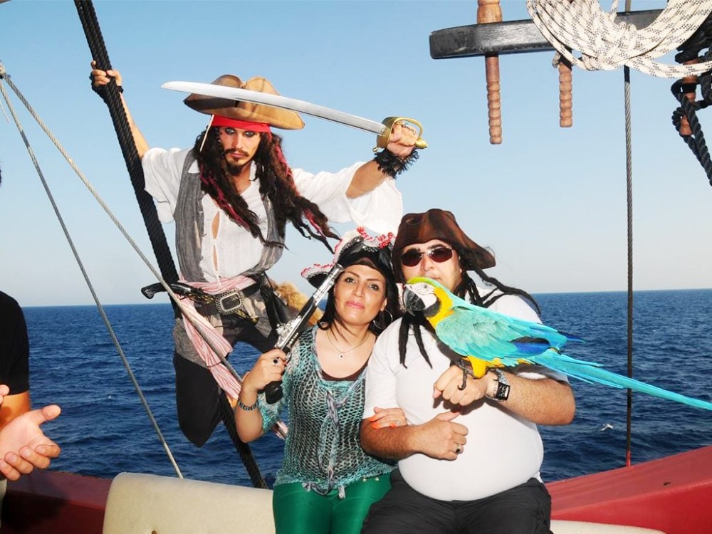 Marmaris Big Boss Diamond Pirate Boat Trip | ®ExcursionMania