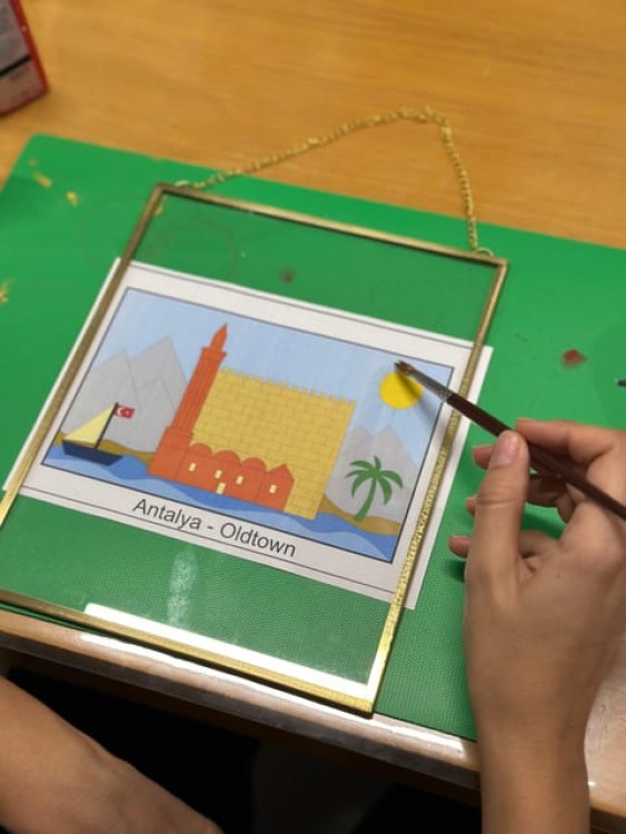 Antalya: Brass Frame Glass Acrylic Painting Workshop | ®ExcursionMania