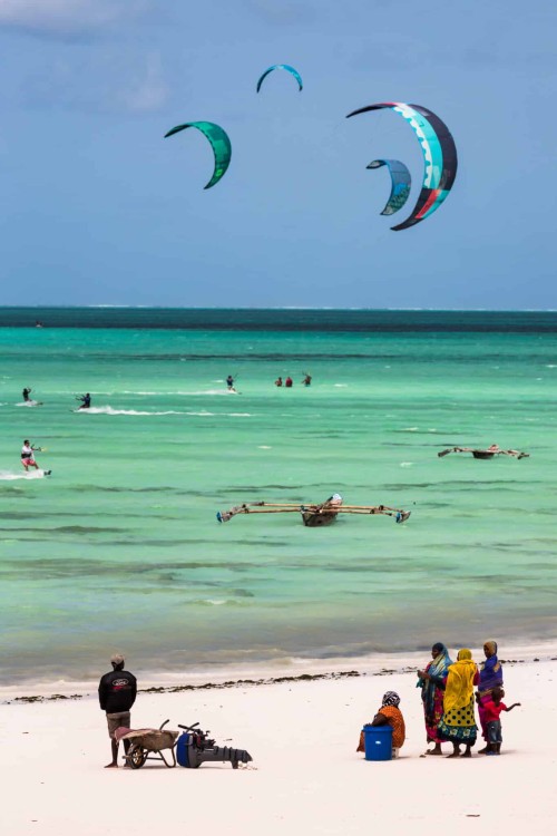 Blue Lagoon, Starfish Tour, The Rock, Paje Beach, Kuza Cave | ®ExcursionMania