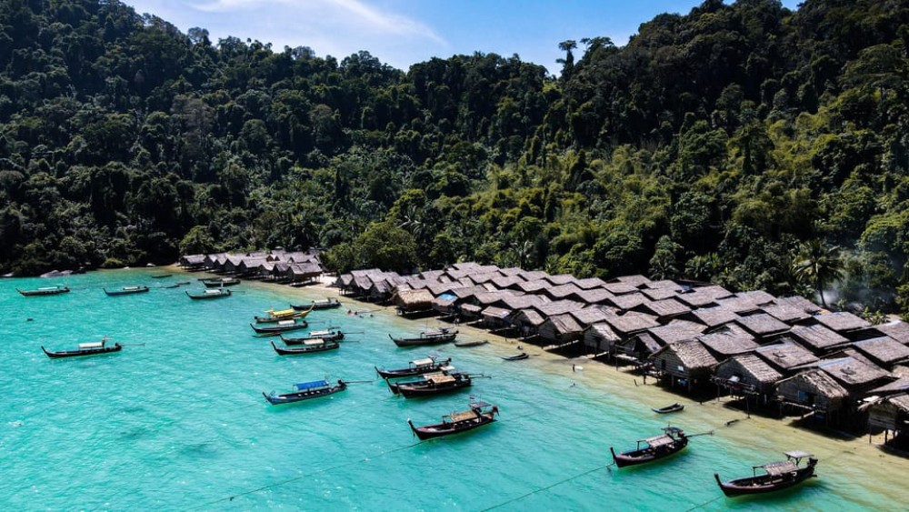 From Phuket: Surin Islands Snorkeling Day Trip with Lunch | ®ExcursionMania