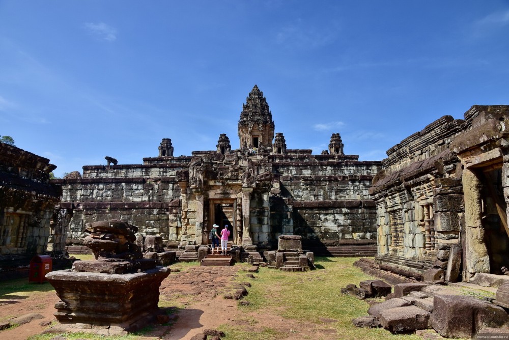 3-Day Angkor, Kompong Phluk & Roluos Temples Tour | ®ExcursionMania