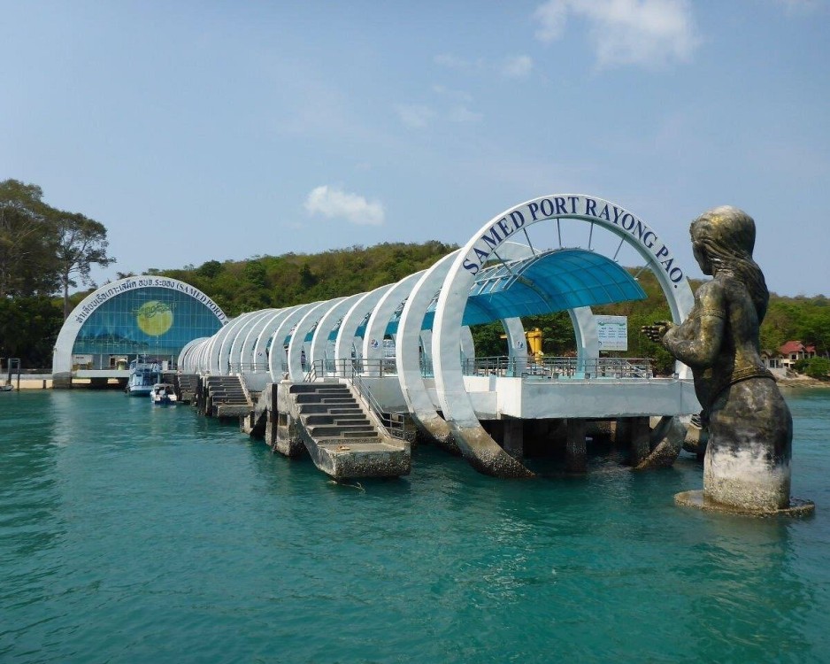 Ko Samet: Airport Transfer to Pier Ban Phe | ®ExcursionMania