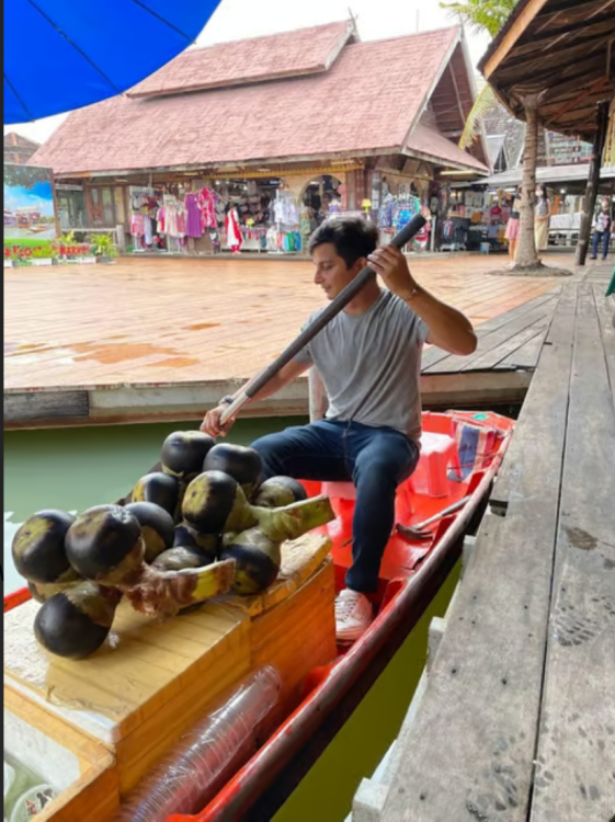 Bangkok: Train Water Market with Wat Arun | ®ExcursionMania