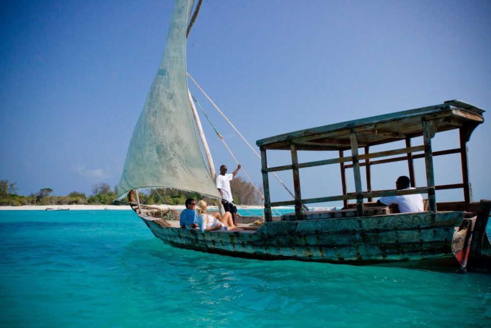 From Kendwa: Mnemba Boat Trip and Dolphin Snorkel Adventure | ®ExcursionMania